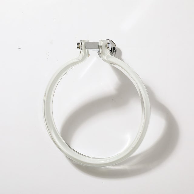 1970s Mid-Century Hand-Blown White Glass Towel Holder W/ Chrome Fittings by Venini For Sale - Image 5 of 10