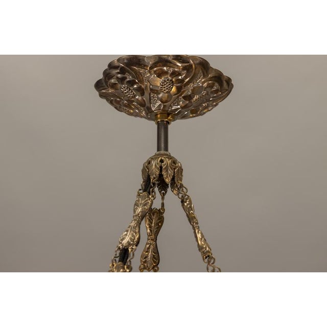 French Art Deco White Alabaster Pendant Light with Dark Veining, 1920 For Sale - Image 16 of 18