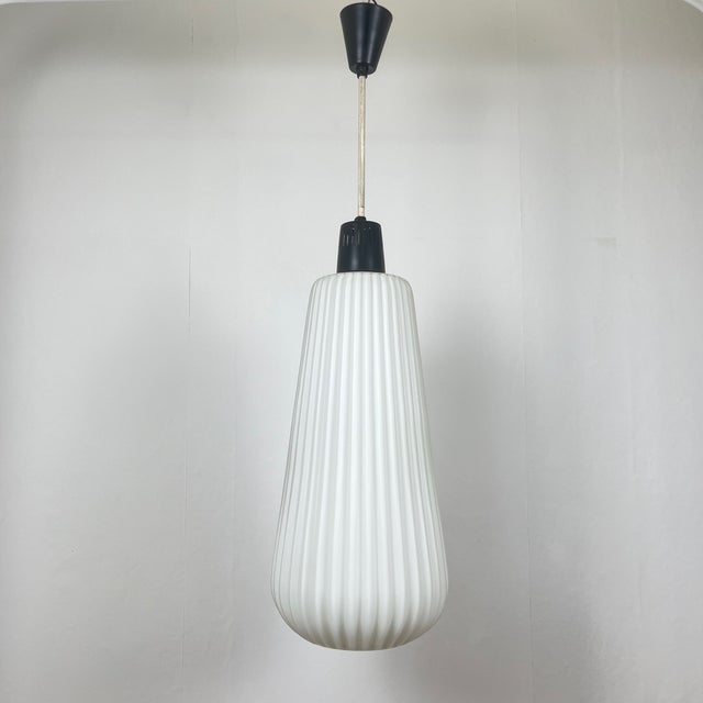 Mid-Century Modern Pendant Light in Glass and Metal Rod, 1970s For Sale - Image 16 of 16