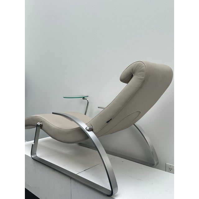 2000 - 2009 2000s Limitless Contemporary Chaise Leather Lounger With Integrated Glass Side Table For Sale - Image 5 of 5