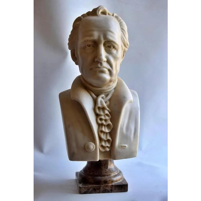 Beautiful Italian " Goethe " Bust early 20th century Carrara marble Measures: H: 41 cm Perfect condition. This piece is...