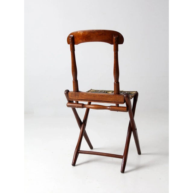Farmhouse Antique Readsboro Chair MFG Co Folding Camp Chair For Sale - Image 3 of 13