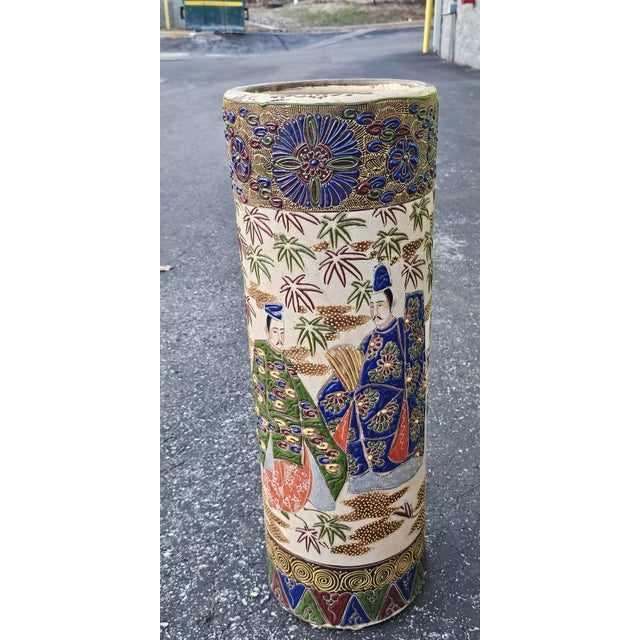 Antique White Mid 19th Century Meiji Satsuma Cylindrical Umbrella Stand Vase With Enamel Samurai Decoration For Sale - Image 8 of 16