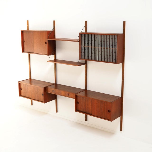 Danish Modular Wall System attributed to Poul Cadovius, 1960s For Sale - Image 10 of 11