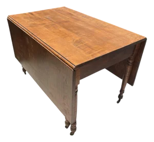 19th Century American Sheraton Tiger Maple Drop Leaf Dining Table