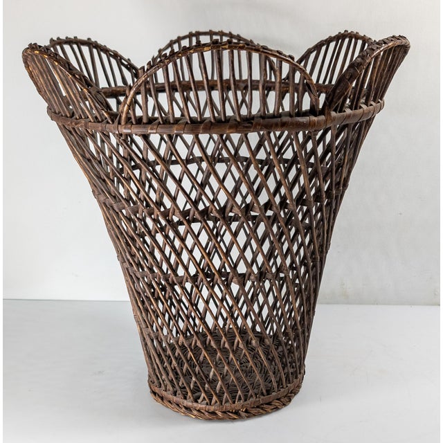 Farmhouse 20th Century American Primitive Rustic Willow Woven Decorative Basket For Sale - Image 3 of 14