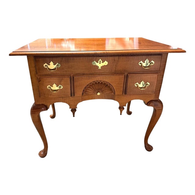 1980s Queen Anne Style Mahogany Wood Lowboy Dressing Table For Sale