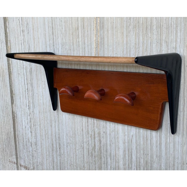 Mid-Century Modern 1960s Italian Mid-Century Modern Teakwood and Oak Wall Coat Hat Rack For Sale - Image 3 of 9
