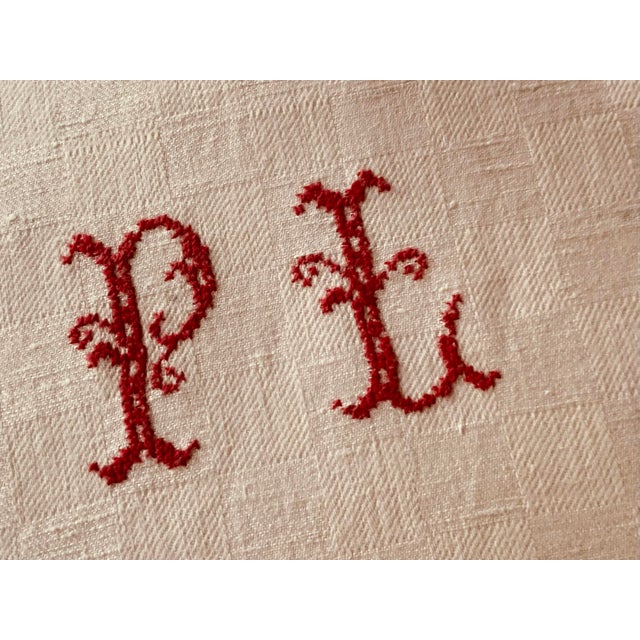 Exceptional Quartet of French Linen Napkins With Turkey Red Monograms, C. 1910 For Sale - Image 11 of 12