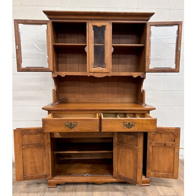 English Vintage Tell City Young Republic Colonial China Cabinet Buffet Hutch and Cupboard For Sale - Image 3 of 18