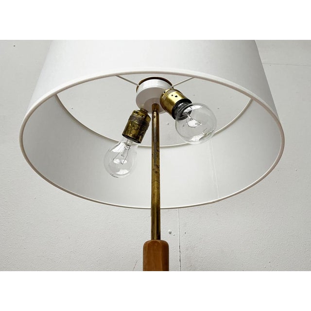 Mid-Century Wood and Brass Tripod Table Lamp, 1960s For Sale - Image 14 of 18