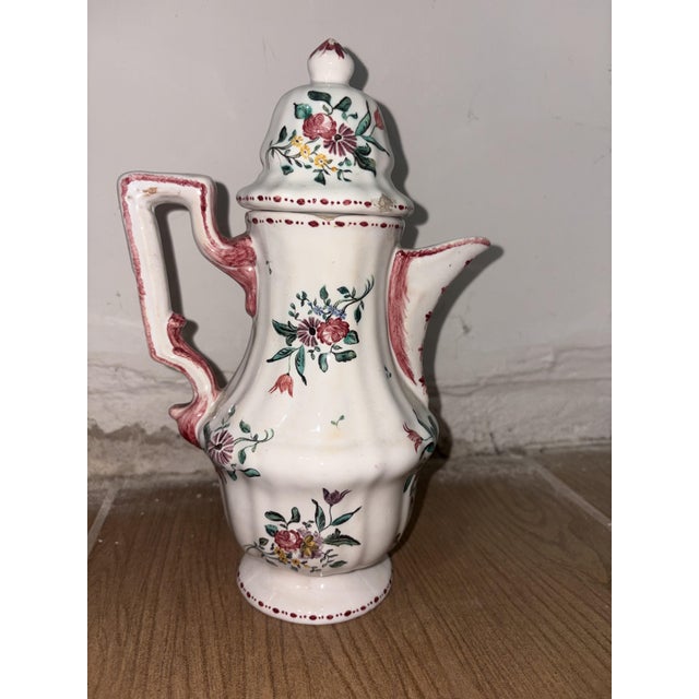 1980s ceramic coffee maker signed M. Molaroni Pesaro, very rare with some signs of wear, height 25 cm, depth 15 cm, width...