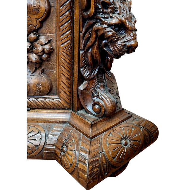 A 19th-Century Italian Renaissance Revival Display Cabinet For Sale - Image 9 of 11