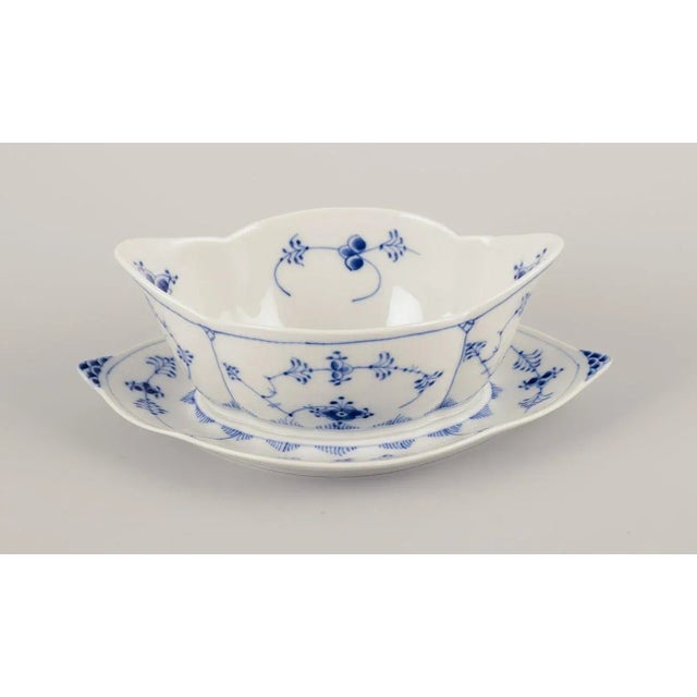 Gravy Boat on Foot Hand-Painted in Blue from Royal Copenhagen, 1970s For Sale - Image 4 of 9
