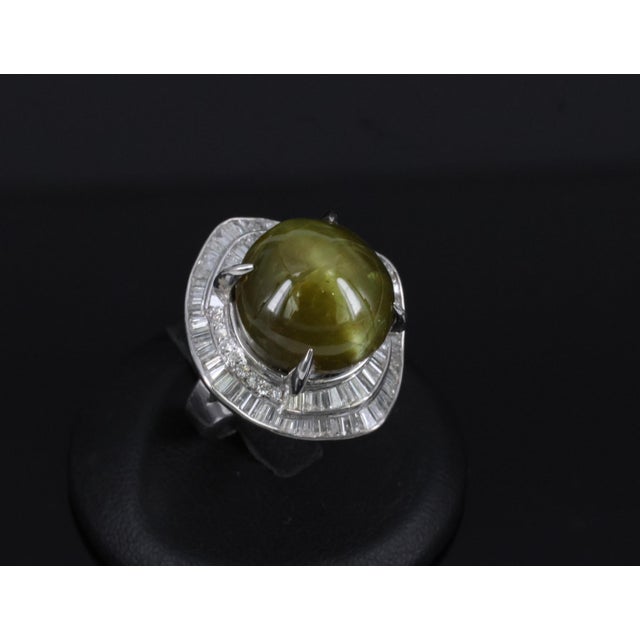 Late 20th Century Massive 28.70ct Chrysoberyl Cat's Eye & 1.94ct Diamond Platinum Ring Size 6.25 For Sale - Image 11 of 17