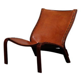 Danish Lounge Chair in Beech and Butthide Leather, 1970s For Sale