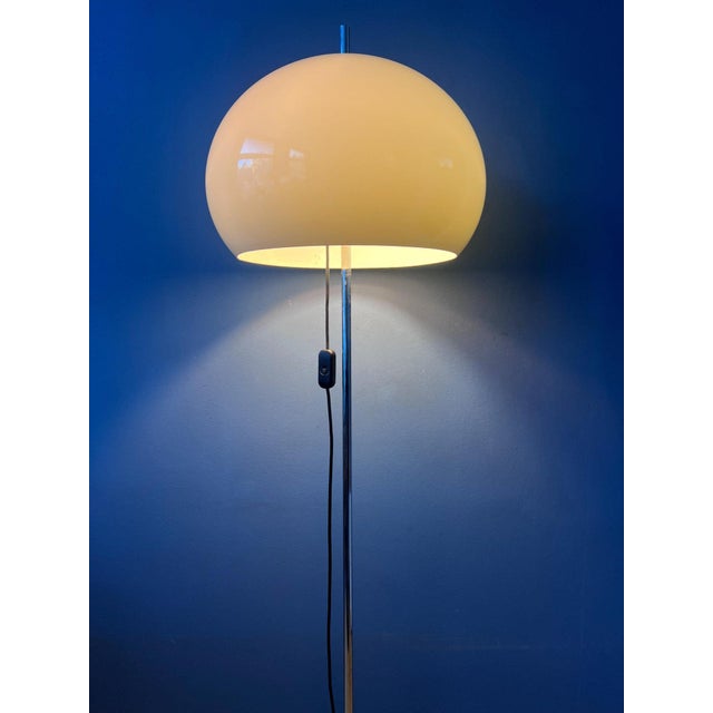 Mid-Century White Mushroom Floor Lamp with Acrylic Glass Shade For Sale - Image 3 of 13