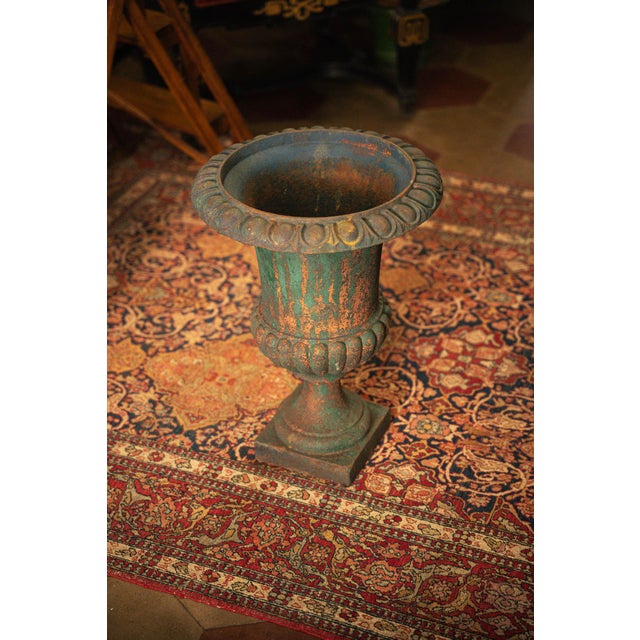 Antique Cast Iron Medici Vases, Set of 2, in Good conditions. Designed before 1890