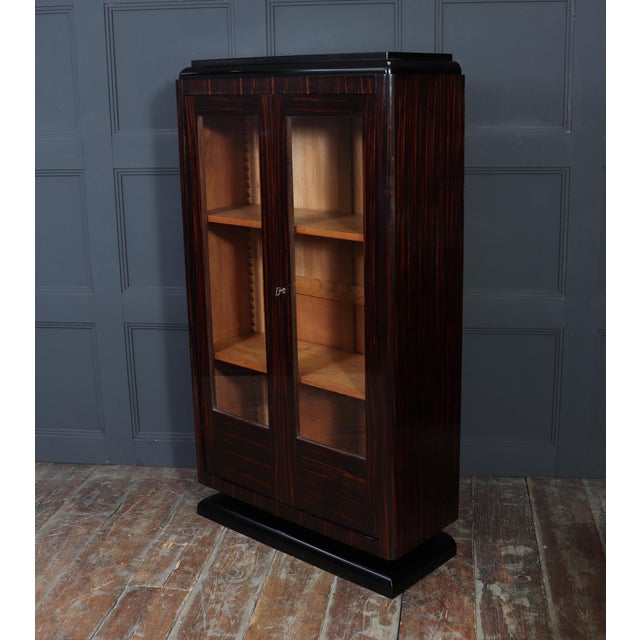 Art Deco French Macassar Ebony Display Cabinet, 1925 For Sale - Image 14 of 17