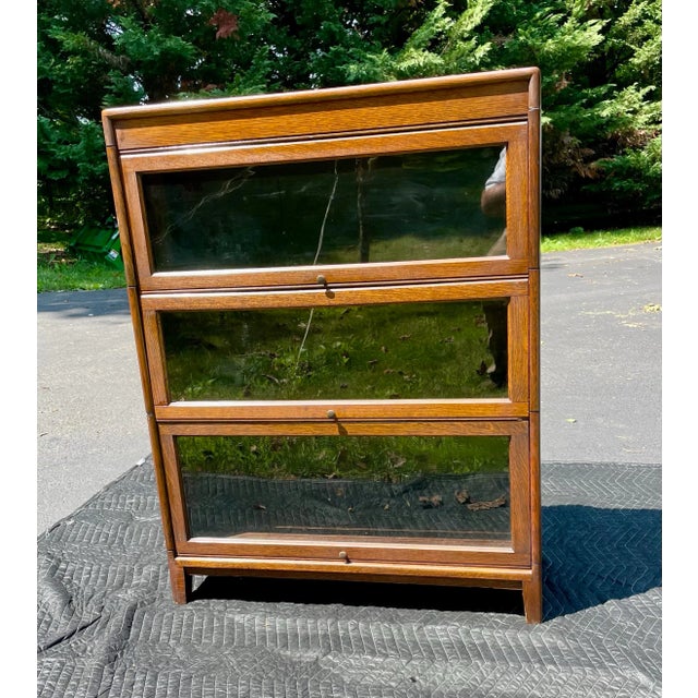 Gunn Furniture Company Antique Barrister Bookcase in Quarter-Sawn Oak For Sale - Image 12 of 12