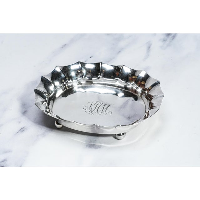 Lovely Solid Sterling Silver Antique Tiffany & Co Jewelry Trinket Tray Ball Feet For Sale In New York - Image 6 of 11