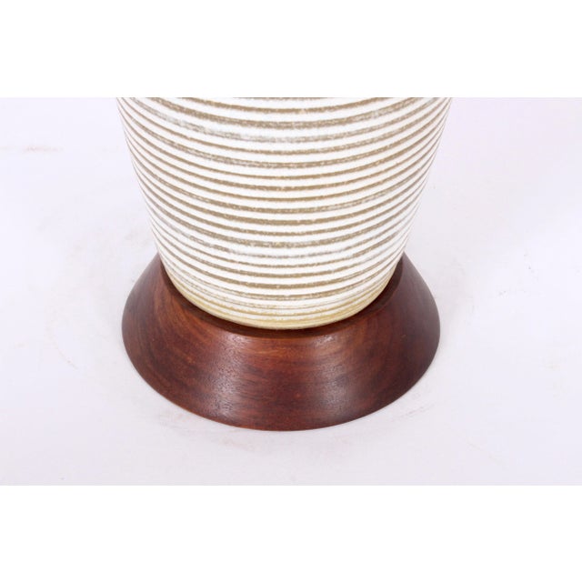 Mid 20th Century 1950s Tall Lee Rosen for Design Technics Banded Drip Glaze Ceramic Lamp For Sale - Image 5 of 7