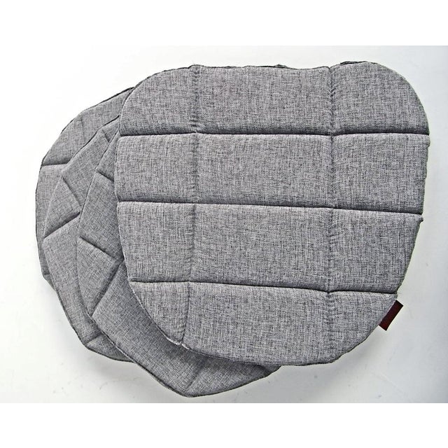 Wire Chairs in Chrome and White Steel Mesh, Set of 4 For Sale - Image 10 of 18