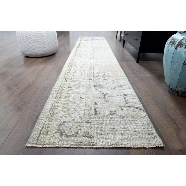 Turkish 1970s Vintage Turkish Handmade Wool Cotton Beige Runner Rug For Sale - Image 3 of 11