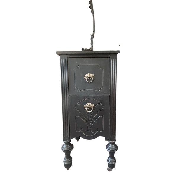 Early 20th Century Vintage Black Art Deco Vanity With Three-Part Mirror, Carved Wood & Ring Pull Hardware For Sale - Image 5 of 10