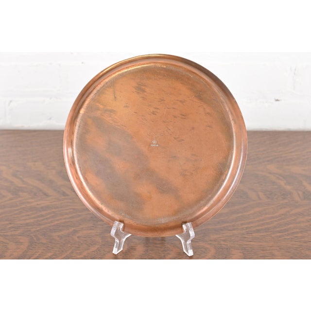 Early 20th Century Roycroft Arts & Crafts Copper Charger Plate or Tray, Circa 1900 For Sale - Image 5 of 8