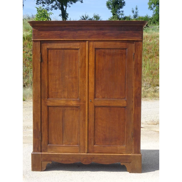 Add character and authenticity to your home with this imposing solid oak wardrobe dating from the late 19th century. with...