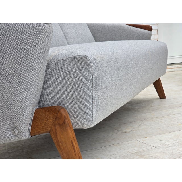 Danish Model 490 3-Seater Sofa from Arne Hovmand-Olsen, 1960s For Sale - Image 14 of 18