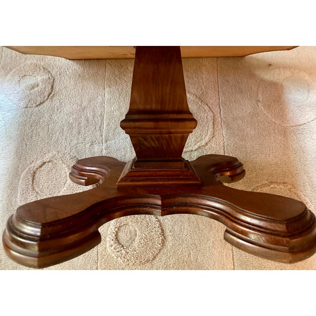 Wood Vintage Thomasville Mahogany Coffee Table With Pedestal Base and Marquetry Top For Sale - Image 7 of 11
