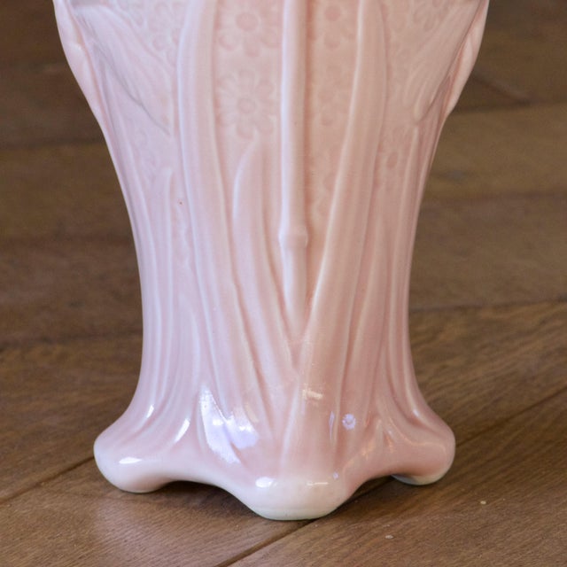 Pink Large Antique French Art Nouveau Vase in Pink Majolica from Salins-Les-Bains For Sale - Image 8 of 10
