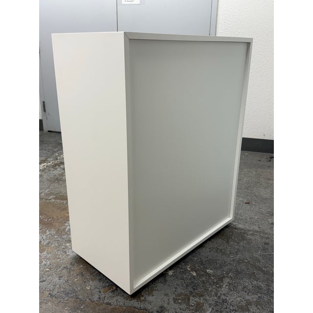 Treku Lauki Collection Lacquered Dresser, White For Sale In San Francisco - Image 6 of 12