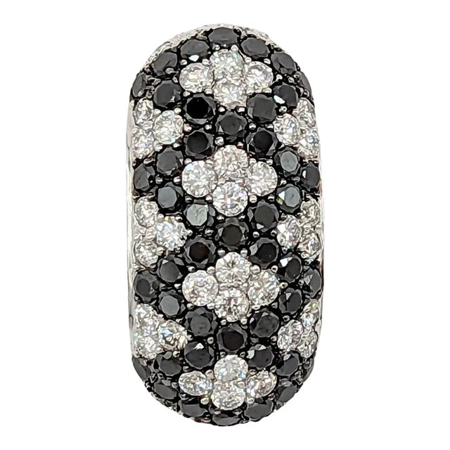 White and Black Diamond Pendant in 14K White Gold For Sale