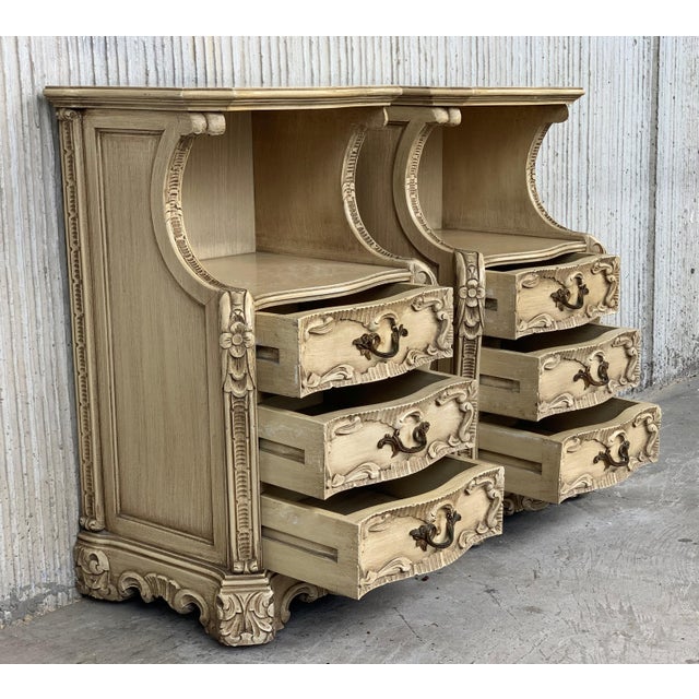 Rococo Carved French Rococo Style Pair of Nightstands with Open Shelve, circa 1930s For Sale - Image 3 of 18
