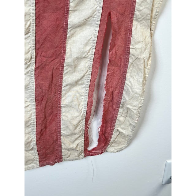 Vintage Valley Forge “76” Bennington American Flag, Bicentennial Era C. 1976 For Sale In Boston - Image 6 of 9