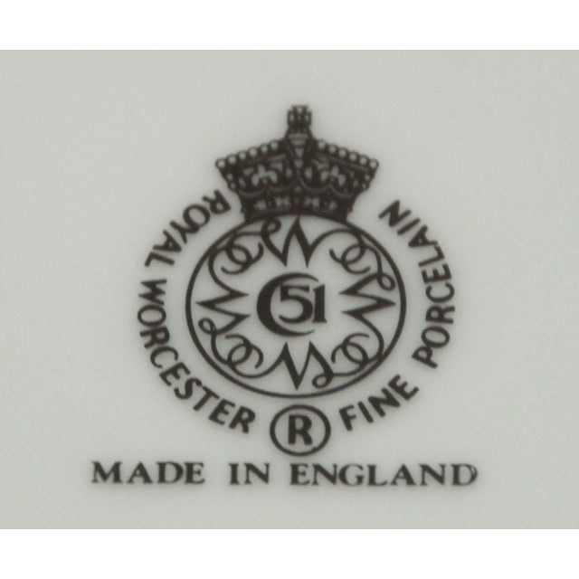 Ceramic Mid 20th Century Royal Worcester England Evesham Fruit Design Porcelain Lunch Dessert Plate For Sale - Image 7 of 10