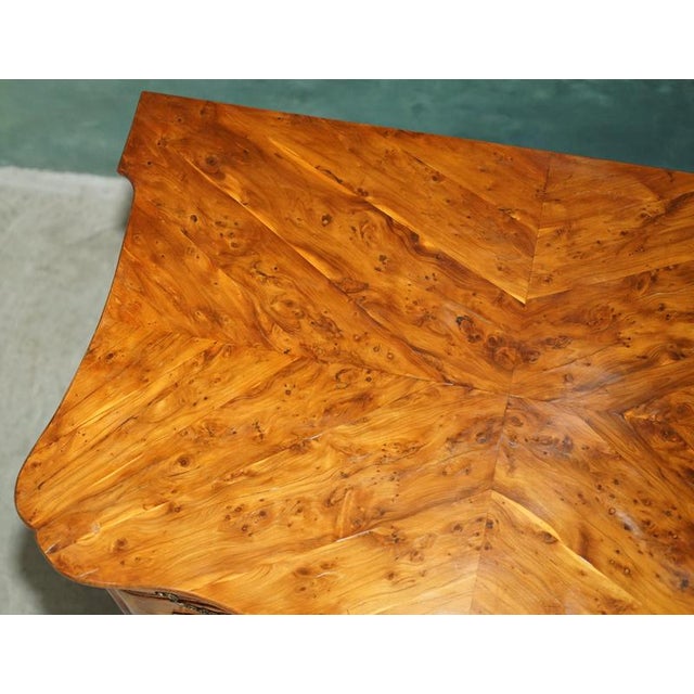 Antique George III Ormolu Mounted Burr Yew Serpentine Commode, 1775 For Sale - Image 3 of 18