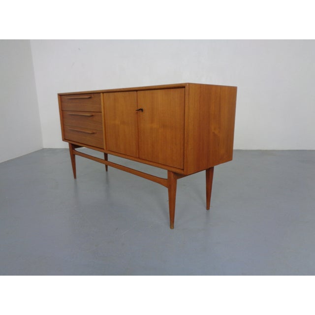 1960s Small Teak Sideboard by Heinrich Riestenpatt for RT Möbel, 1960s For Sale - Image 5 of 18