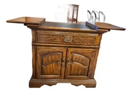 Example of Kitchen Islands & Butcher Blocks