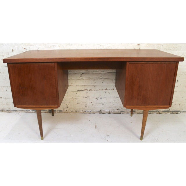 Brown Vintage Mid-Century Teak Desk in the Style of Arne Vodder For Sale - Image 8 of 14