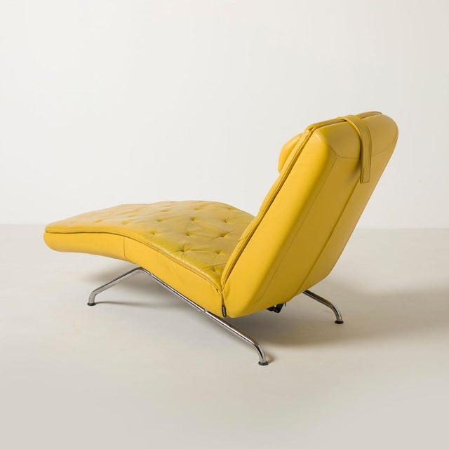 Mid-Century Modern Chaise Lounge in Yellow Leather and Chrome Plated Steel from Montel, 2000s For Sale - Image 4 of 10