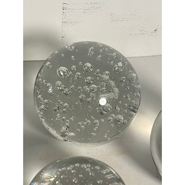 Set of 4, Vintage Controlled Bubbles Paperweights Set For Sale - Image 4 of 6