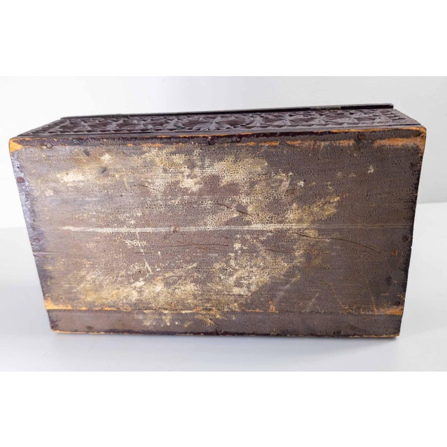 18th or 19th Century American Folk Art Chip Carved Polychrome Box For Sale - Image 17 of 18