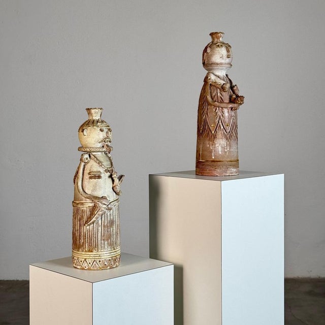 Hand-Sculpted Terracotta Figures attributed to Saverio Farci, 1960s, Set of 2 For Sale - Image 3 of 18