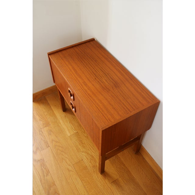 Small Scandinavian Chest of Drawers in Teak, 1960 For Sale - Image 3 of 15