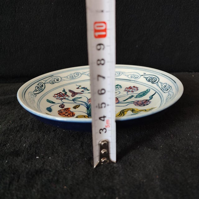 Chinese Ceramic Plate,Famille Rose Porcelain Plate Hand Painted Flower Bouquet Pattern For Sale - Image 10 of 11