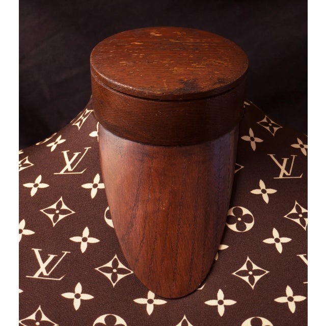 'Louis Vuitton Fashion Form', Vintage Model Display Sculpture, LV For Sale In Monterey, CA - Image 6 of 8